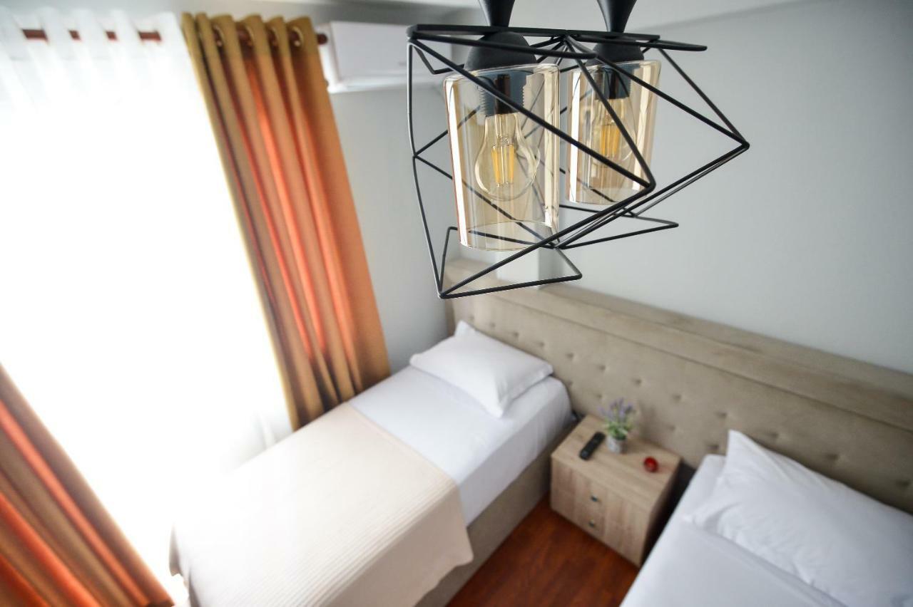 Hotel Niku Tirana Buitenkant foto